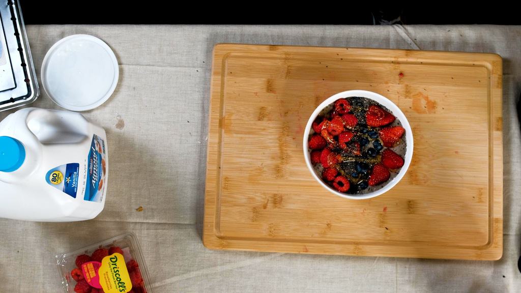 Acai bowl toppings